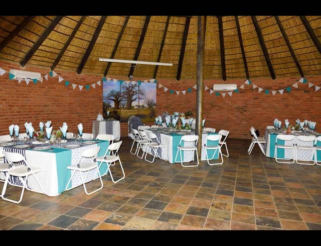 M² LODGE FOR SALE IN ZEERUST